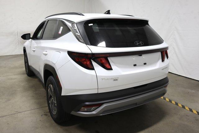 new 2025 Hyundai Tucson Hybrid car, priced at $33,934