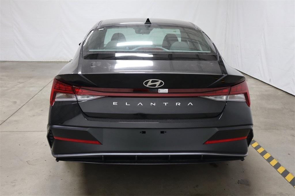 new 2024 Hyundai Elantra car, priced at $25,319