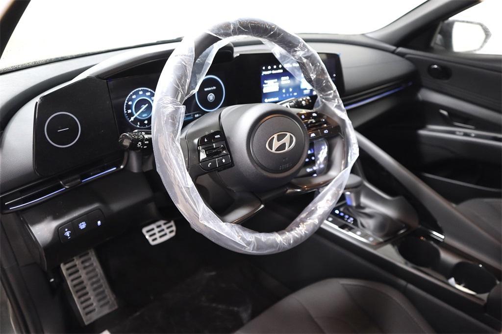 new 2025 Hyundai ELANTRA HEV car, priced at $26,098