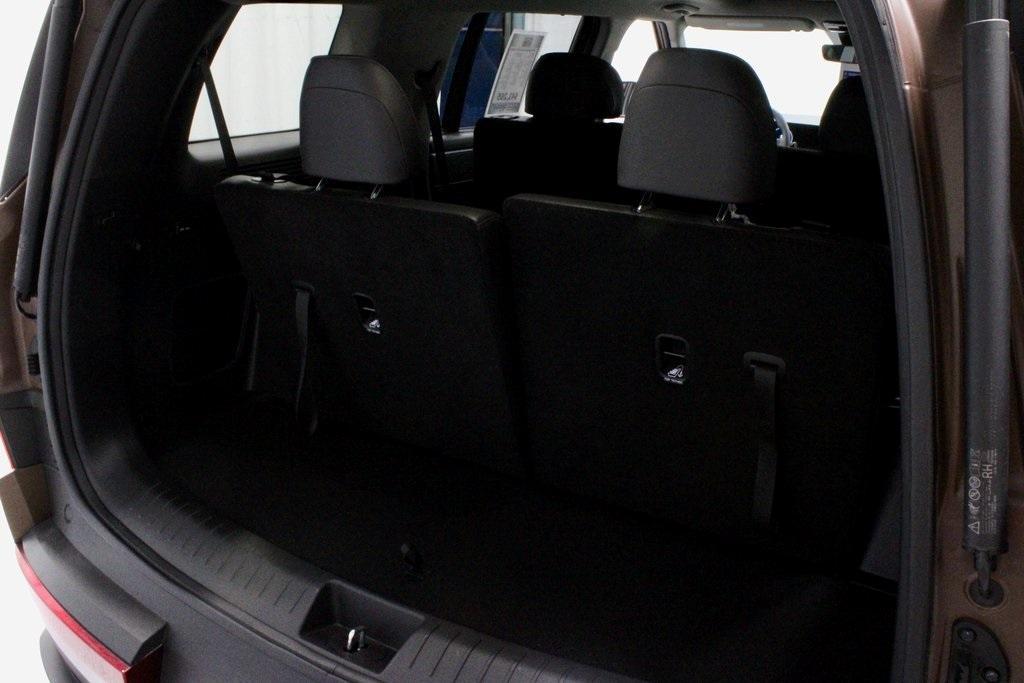 used 2024 Hyundai Santa Fe car, priced at $36,318