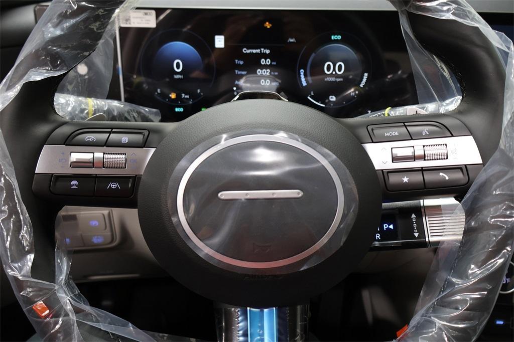 new 2025 Hyundai TUCSON Hybrid car, priced at $39,186