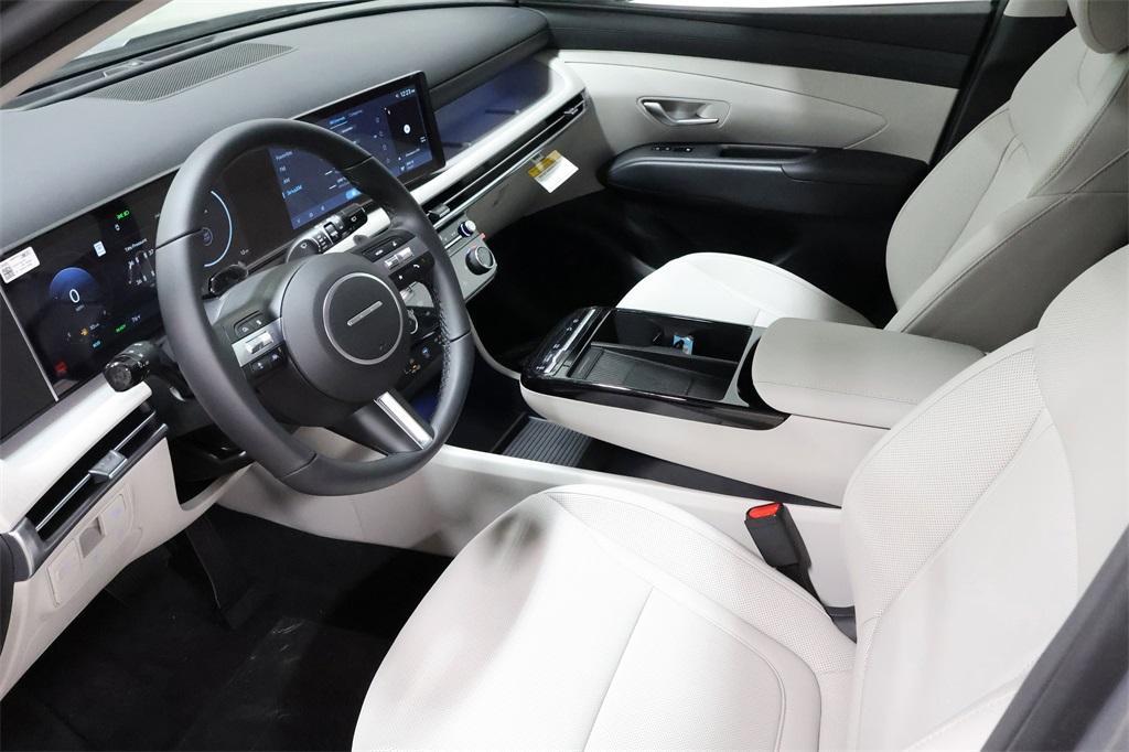 new 2025 Hyundai TUCSON Hybrid car, priced at $33,328