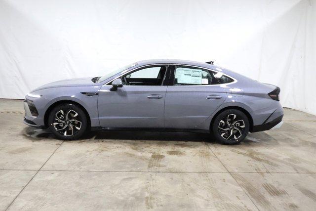 new 2025 Hyundai Sonata car, priced at $27,129