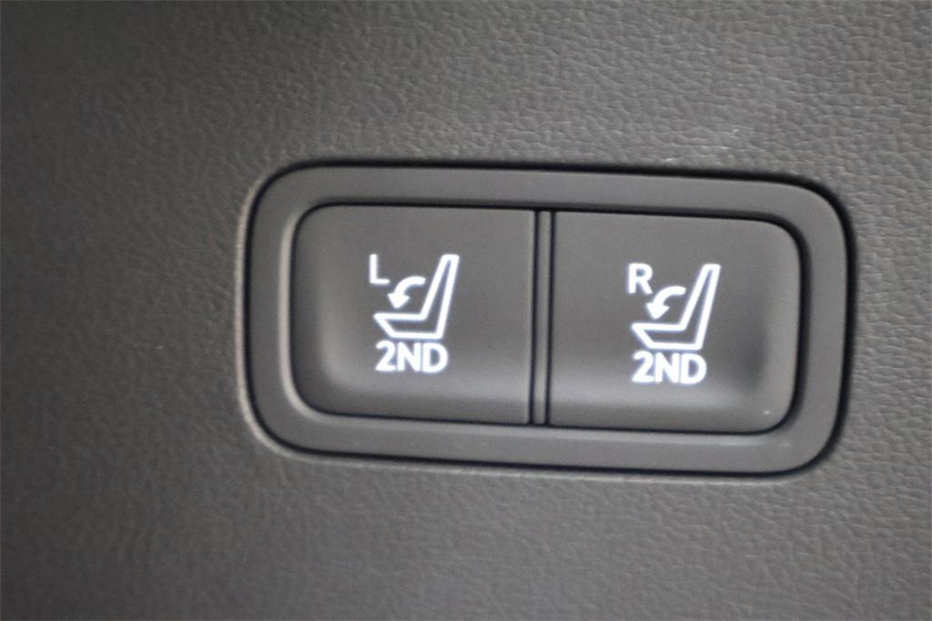 new 2025 Hyundai Santa Fe car, priced at $36,673