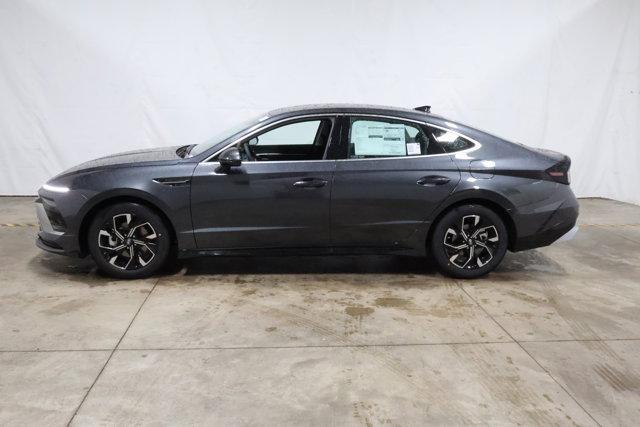 new 2025 Hyundai Sonata car, priced at $28,575