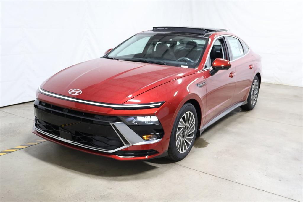 new 2025 Hyundai Sonata Hybrid car, priced at $37,351