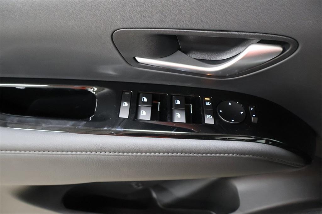 new 2025 Hyundai TUCSON Hybrid car, priced at $39,186