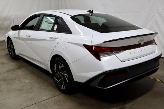 new 2025 Hyundai Elantra car, priced at $23,546