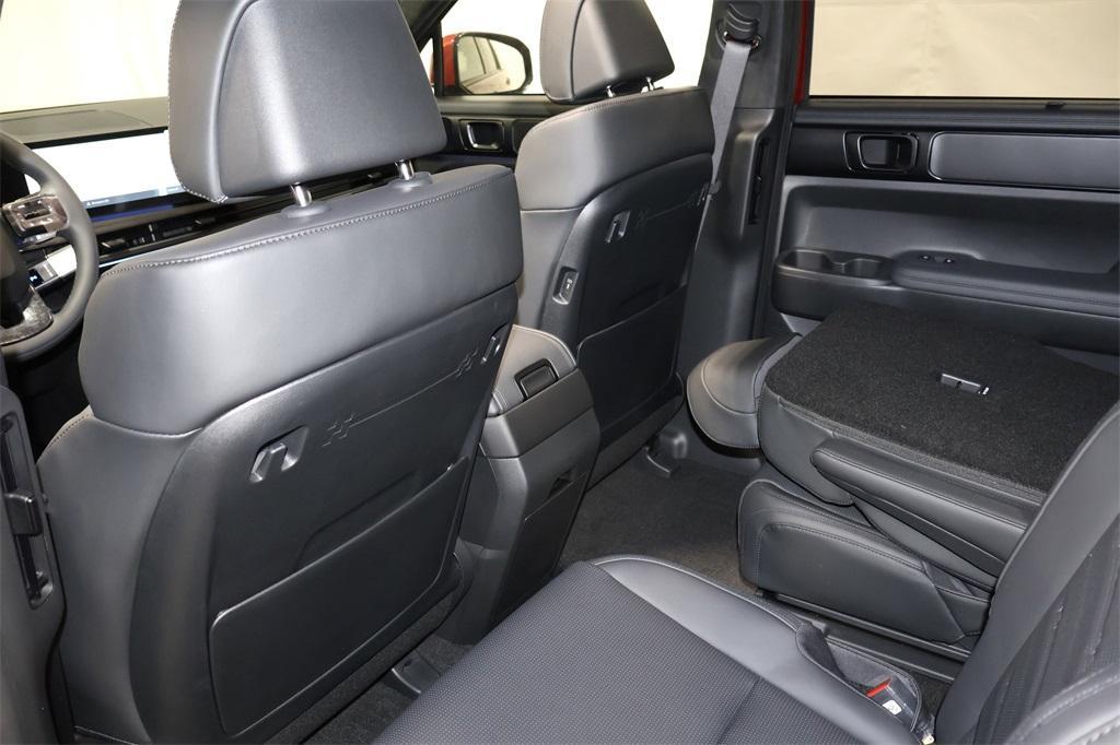 new 2026 Hyundai SANTA FE HEV car, priced at $50,697