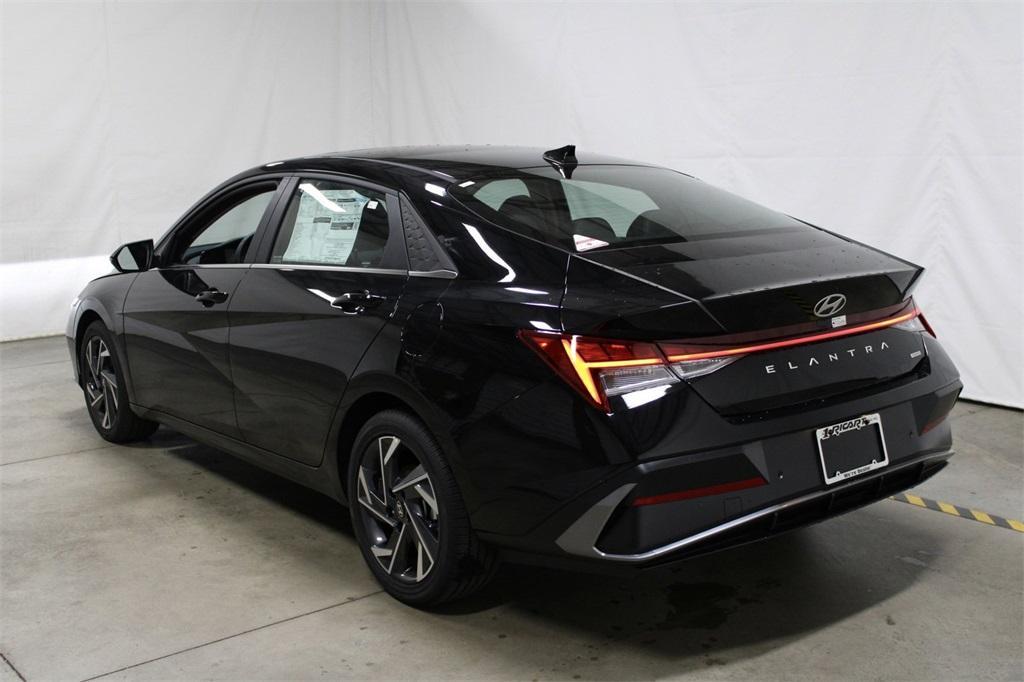 new 2024 Hyundai Elantra HEV car, priced at $29,786