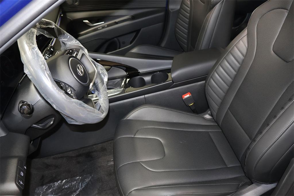 new 2025 Hyundai ELANTRA HEV car, priced at $28,411