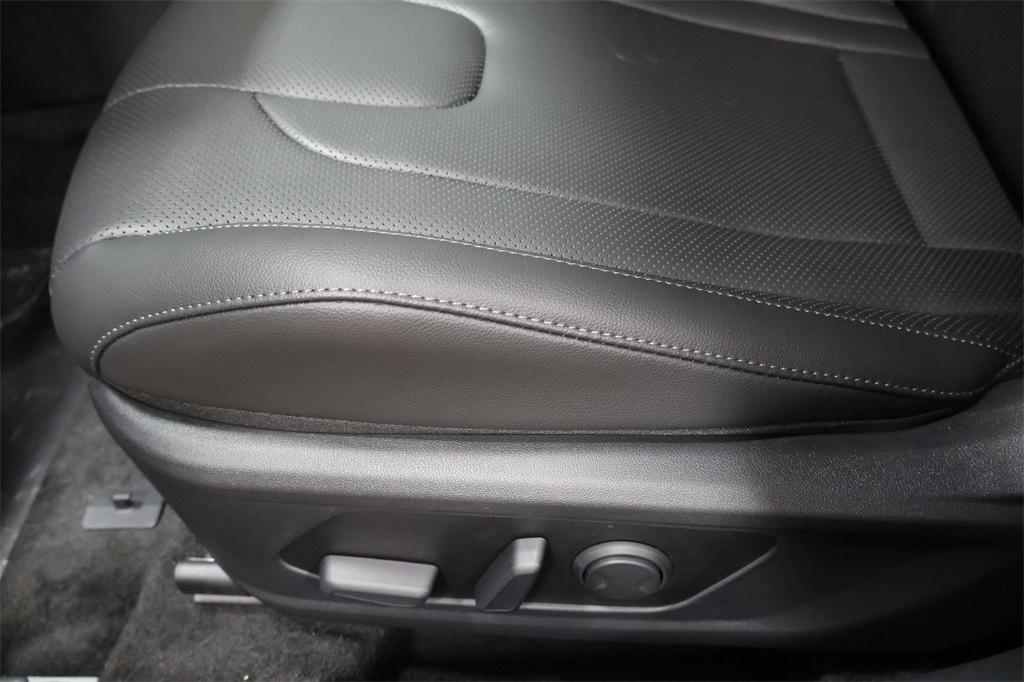 new 2025 Hyundai ELANTRA HEV car, priced at $28,411