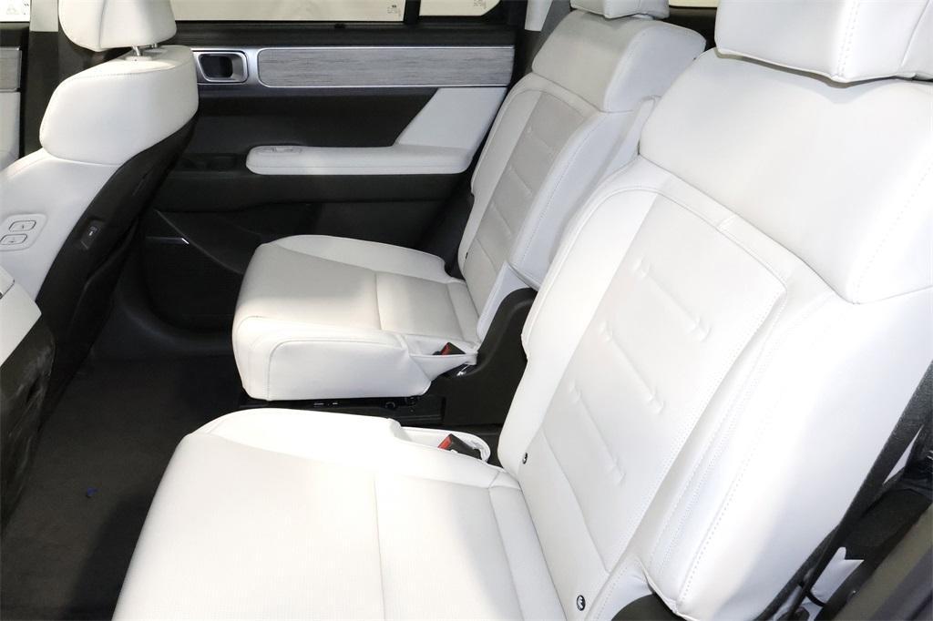 new 2025 Hyundai SANTA FE HEV car, priced at $46,046