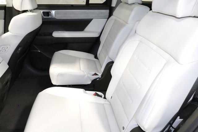 new 2025 Hyundai SANTA FE HEV car, priced at $49,546