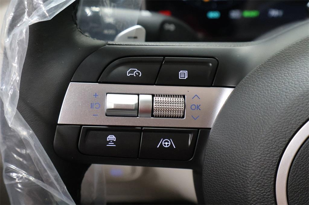 new 2025 Hyundai TUCSON Hybrid car, priced at $33,414