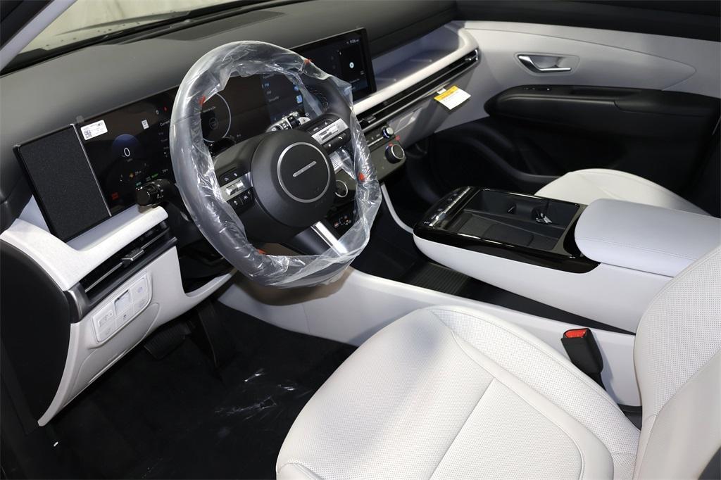 new 2025 Hyundai TUCSON Hybrid car, priced at $33,414