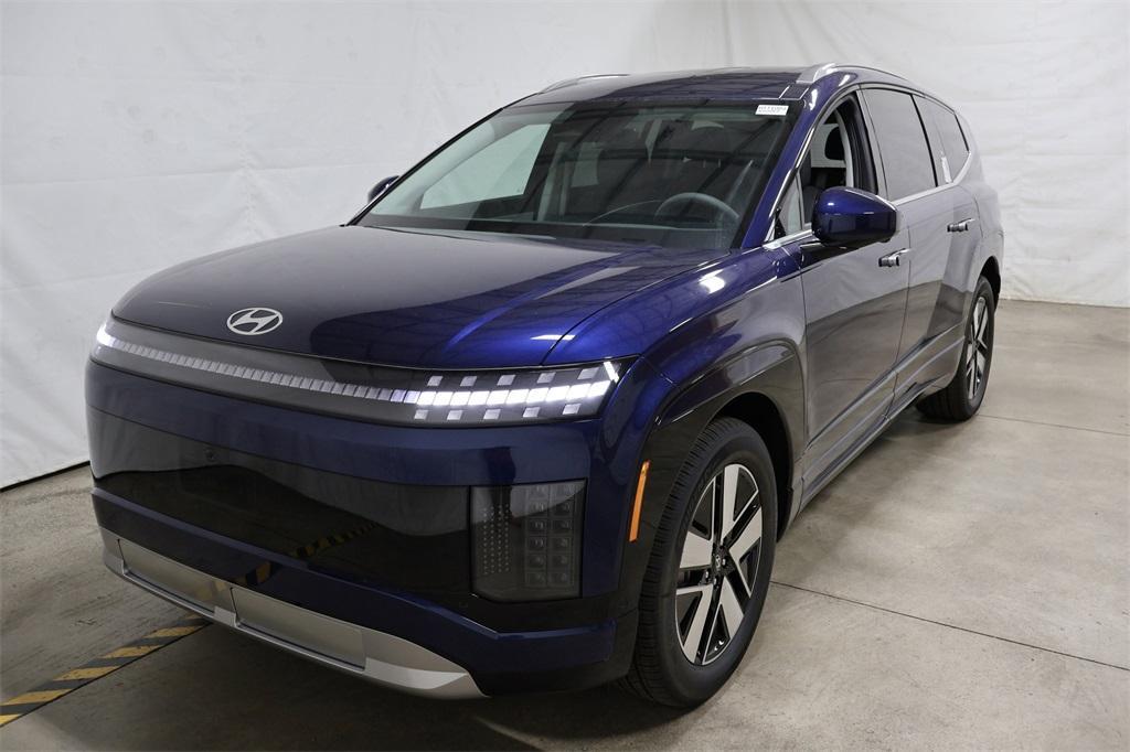 new 2026 Hyundai IONIQ 9 car, priced at $63,792