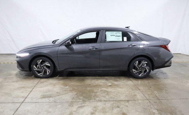 new 2025 Hyundai Elantra car, priced at $23,089