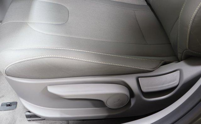 new 2025 Hyundai Elantra car, priced at $25,096
