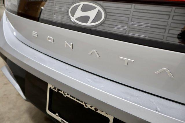 new 2025 Hyundai Sonata Hybrid car, priced at $30,883