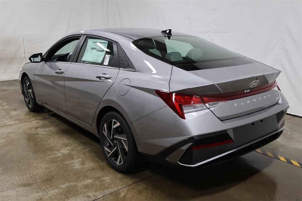 new 2025 Hyundai ELANTRA HEV car, priced at $28,466