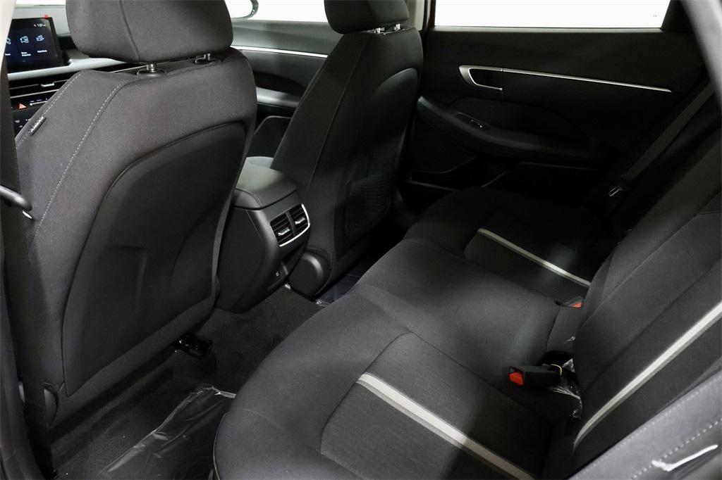 new 2025 Hyundai Sonata Hybrid car, priced at $30,888