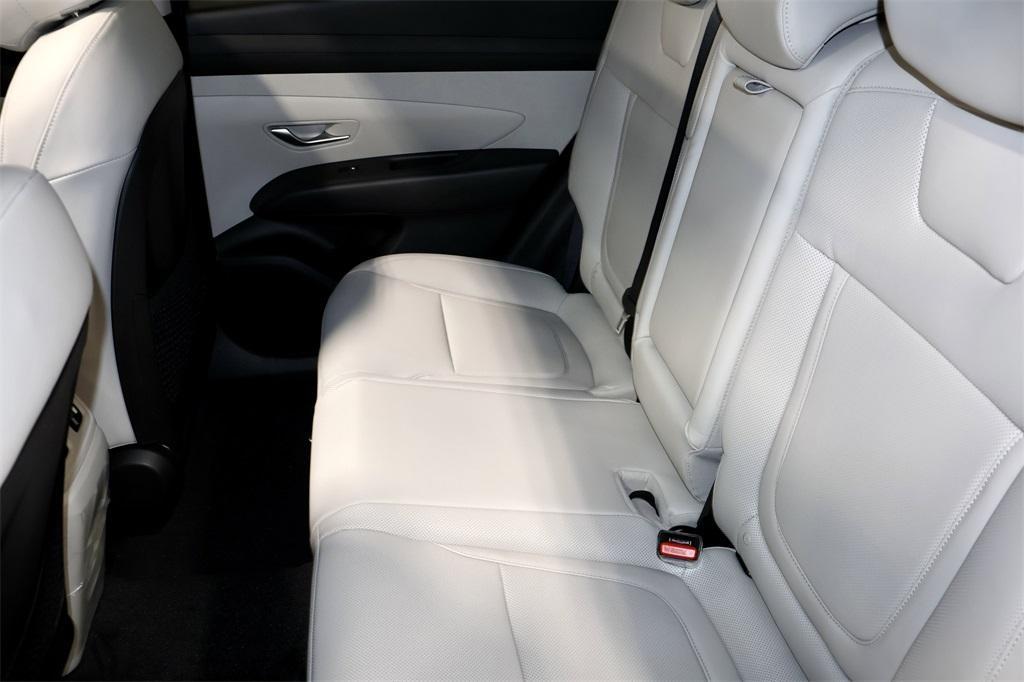 new 2025 Hyundai TUCSON Hybrid car, priced at $35,182