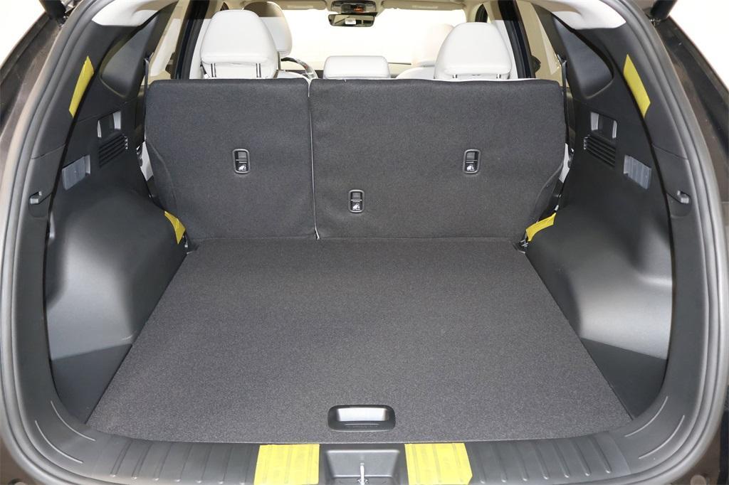 new 2025 Hyundai TUCSON Hybrid car, priced at $35,182