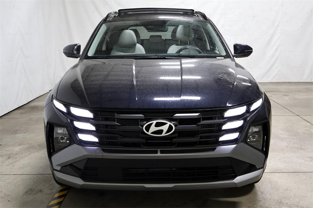 new 2025 Hyundai TUCSON Hybrid car, priced at $35,182