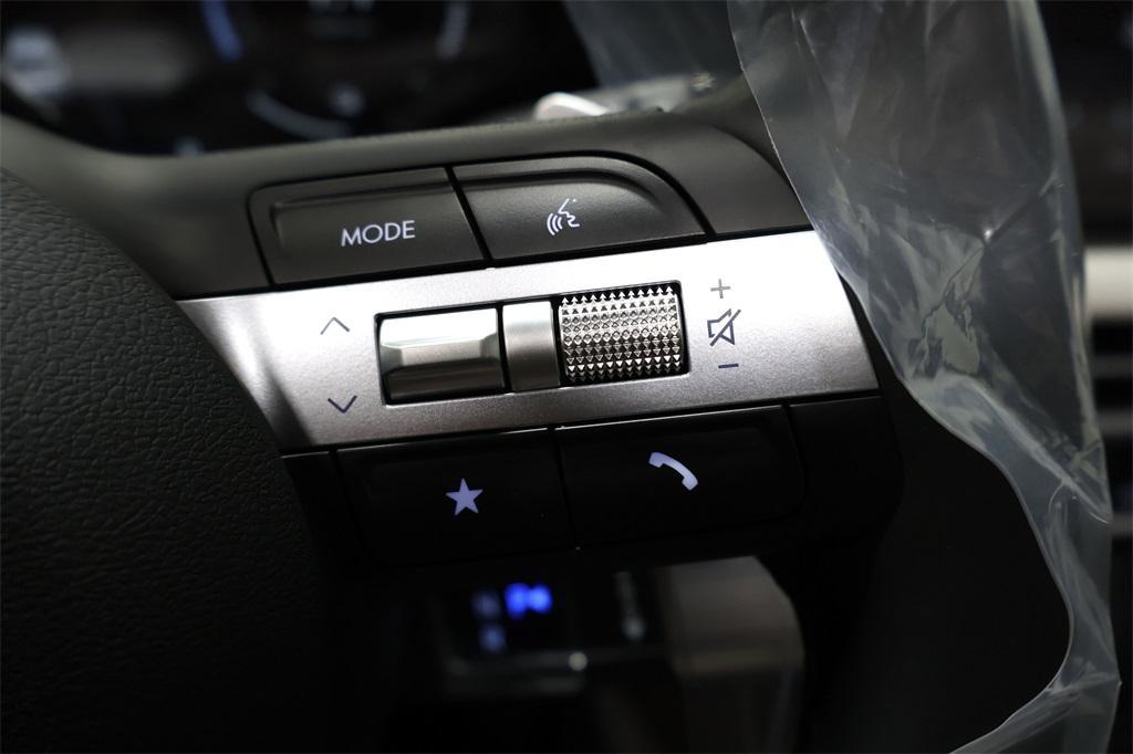 new 2025 Hyundai TUCSON Hybrid car, priced at $35,182