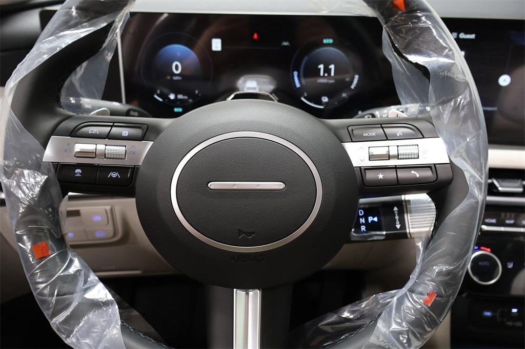 new 2025 Hyundai TUCSON Hybrid car, priced at $35,182