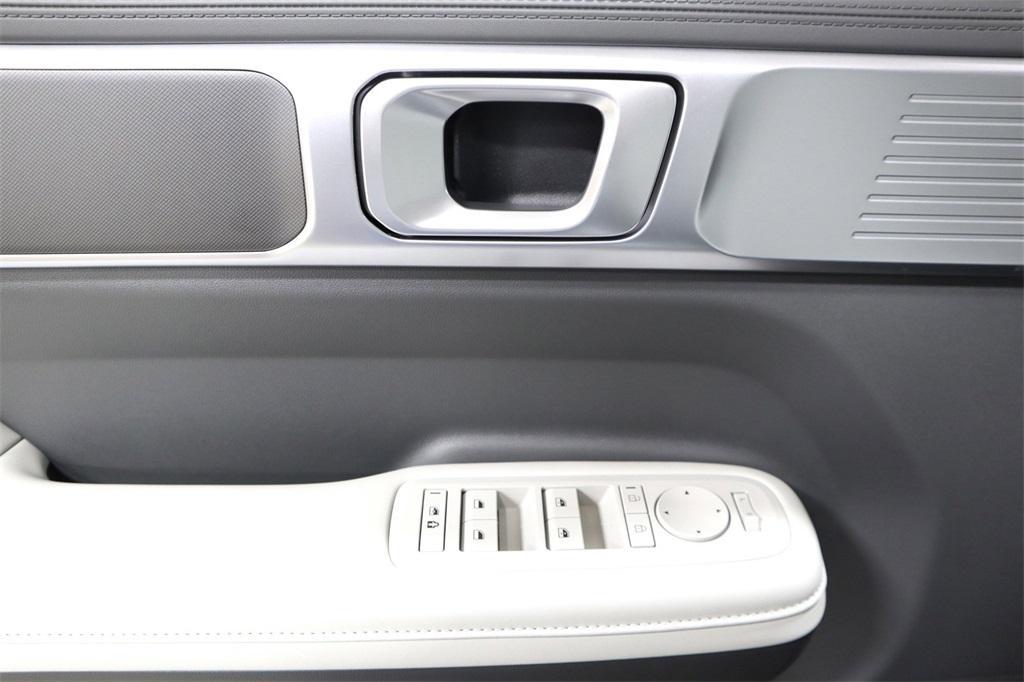 new 2025 Hyundai Santa Fe car, priced at $36,654