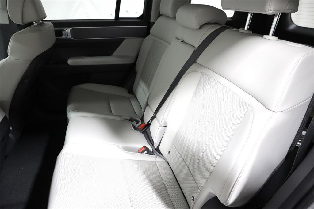 new 2025 Hyundai Santa Fe car, priced at $36,654