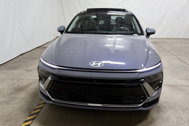 new 2025 Hyundai Sonata Hybrid car, priced at $37,249