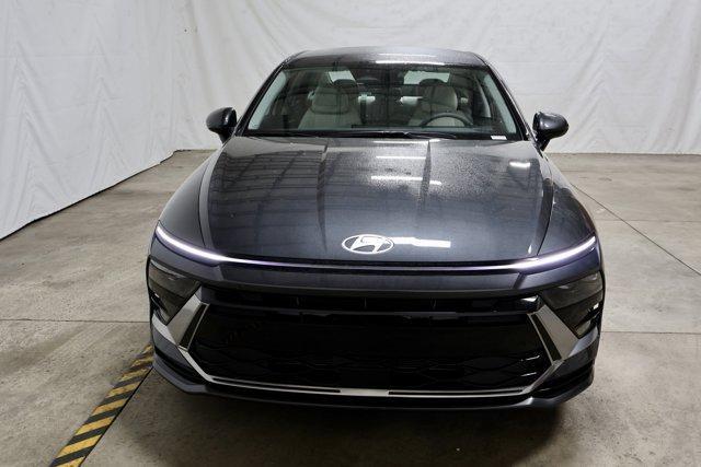 new 2025 Hyundai Sonata car, priced at $28,929