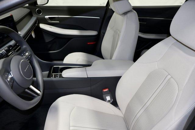 new 2025 Hyundai Sonata car, priced at $28,929