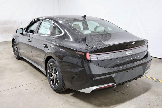 new 2025 Hyundai Sonata car, priced at $28,936
