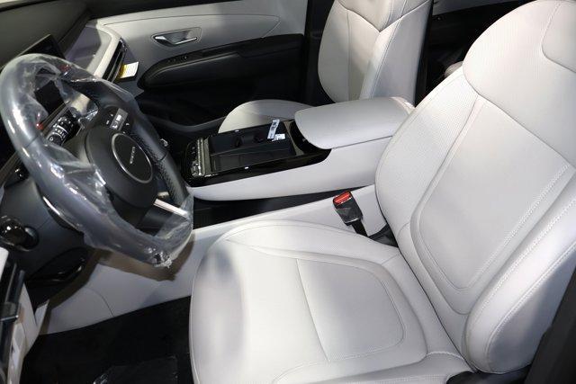 new 2025 Hyundai TUCSON Hybrid car, priced at $36,410