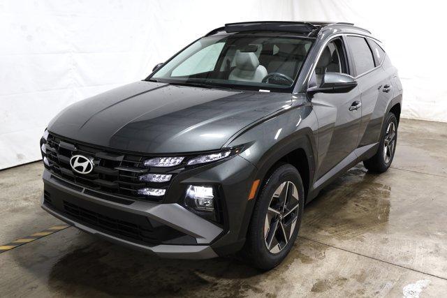 new 2025 Hyundai TUCSON Hybrid car, priced at $36,410