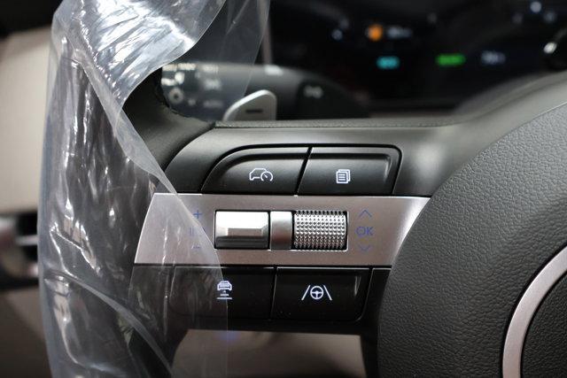 new 2025 Hyundai TUCSON Hybrid car, priced at $36,410