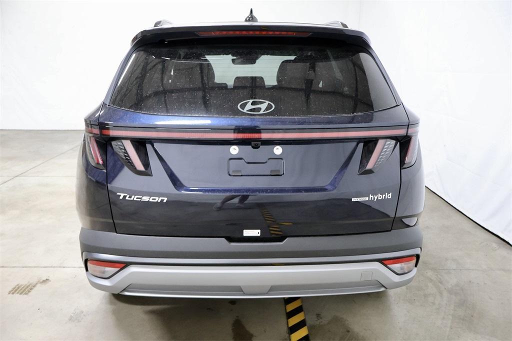 new 2025 Hyundai TUCSON Hybrid car, priced at $33,414
