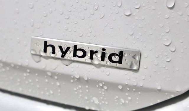 new 2025 Hyundai ELANTRA HEV car, priced at $27,570