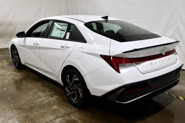 new 2025 Hyundai ELANTRA HEV car, priced at $27,570