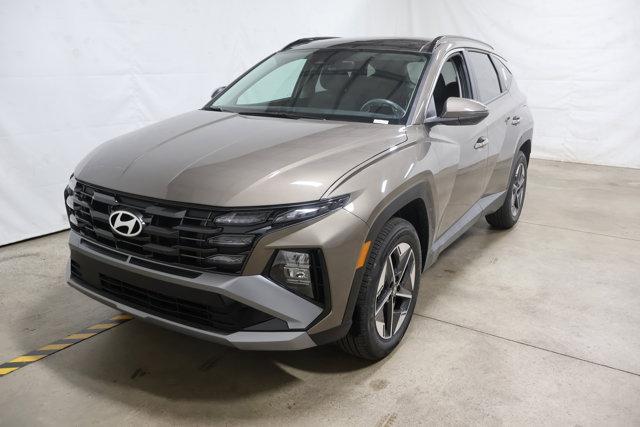 new 2025 Hyundai TUCSON Hybrid car, priced at $36,378