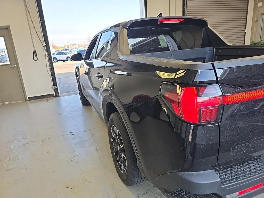 used 2023 Hyundai SANTA CRUZ car, priced at $24,978