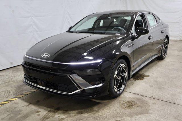 new 2025 Hyundai Sonata car, priced at $30,430