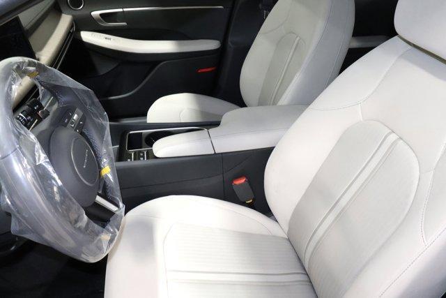new 2025 Hyundai Sonata Hybrid car, priced at $31,399