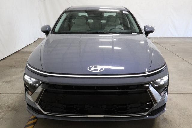 new 2025 Hyundai Sonata Hybrid car, priced at $31,399