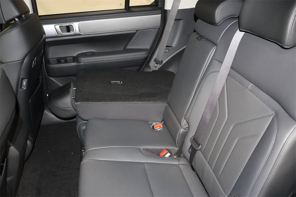 new 2026 Hyundai SANTA FE HEV car, priced at $40,204