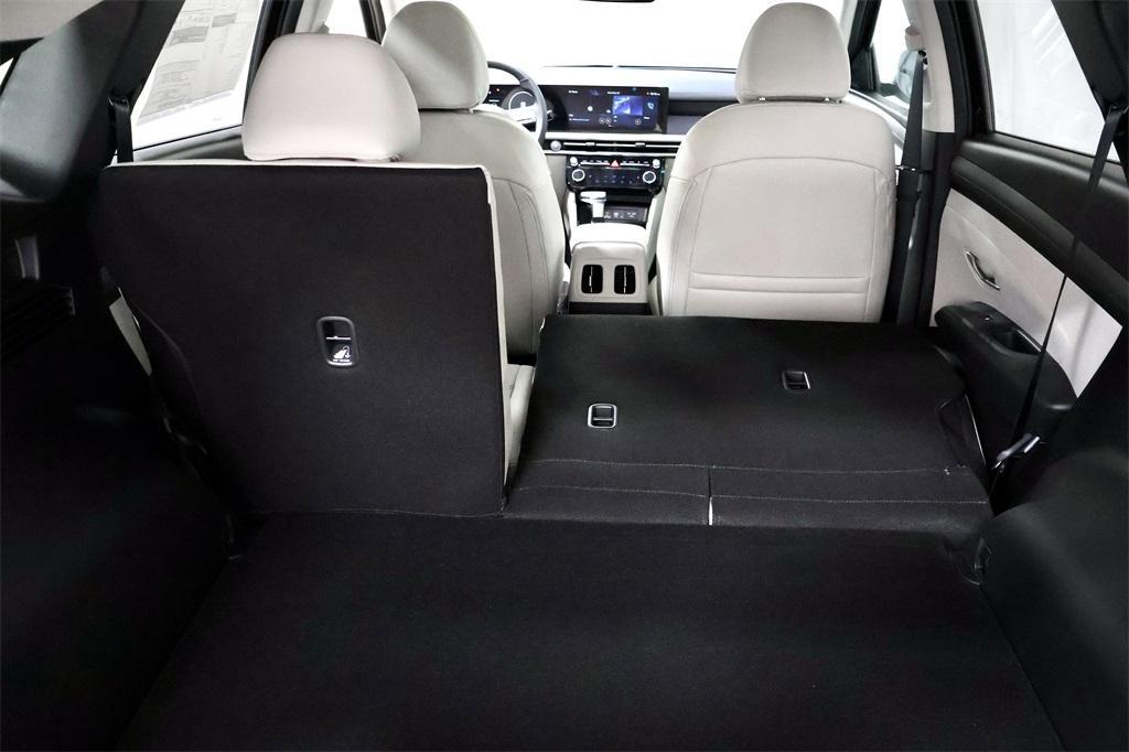 new 2025 Hyundai Tucson car, priced at $33,073